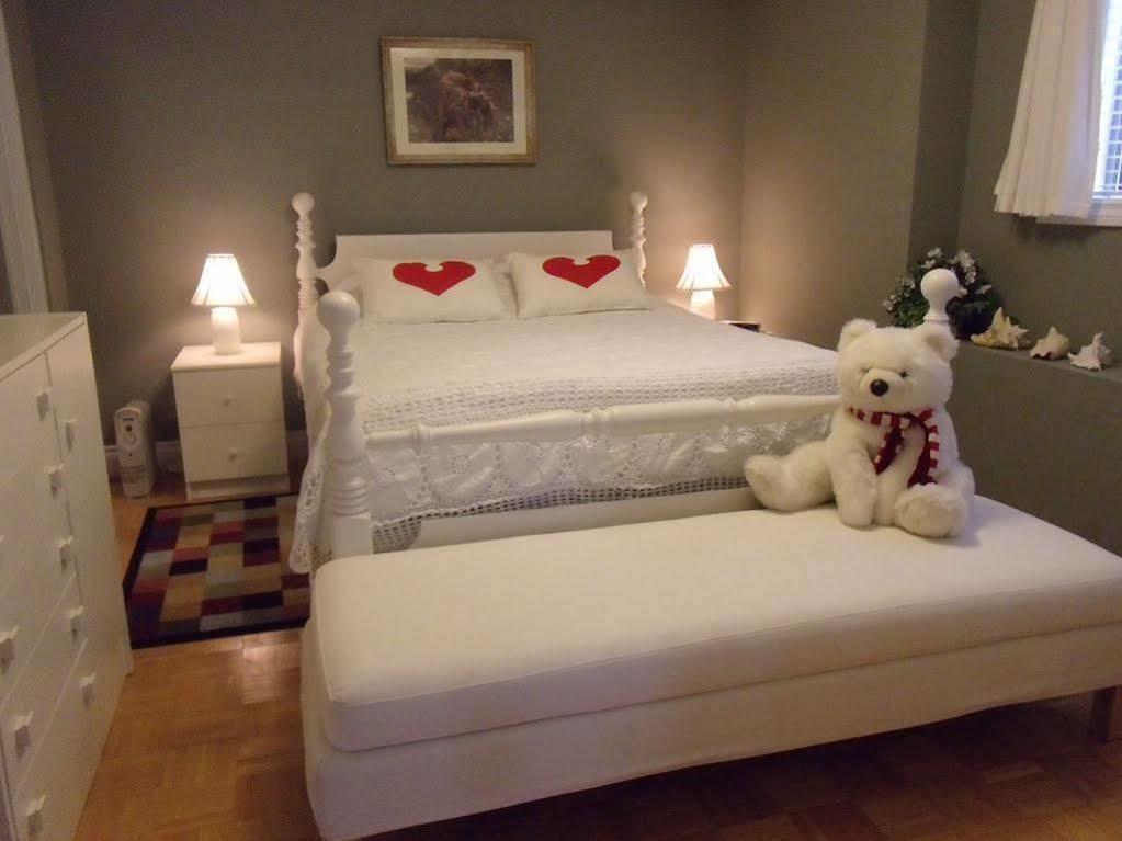 Mountain Bed & Breakfast Βόρειο Βανκούβερ Εξωτερικό φωτογραφία